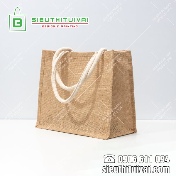 Túi được làm từ vải sợi đay